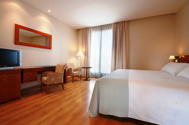 TRYP Valencia Oceanic Hotel