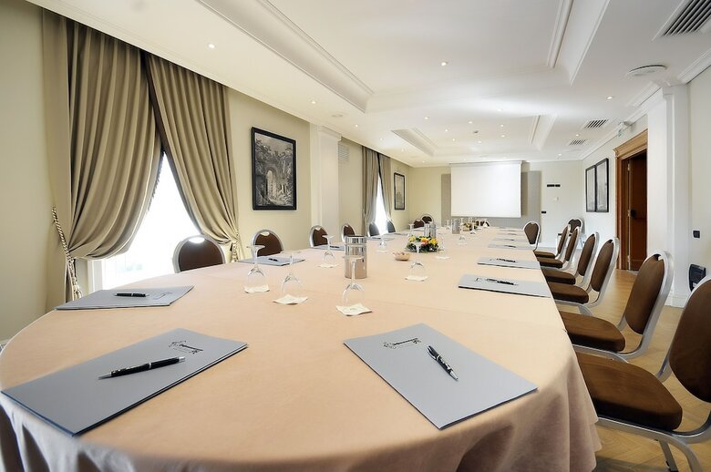 Hotel Grand Santa Lucia