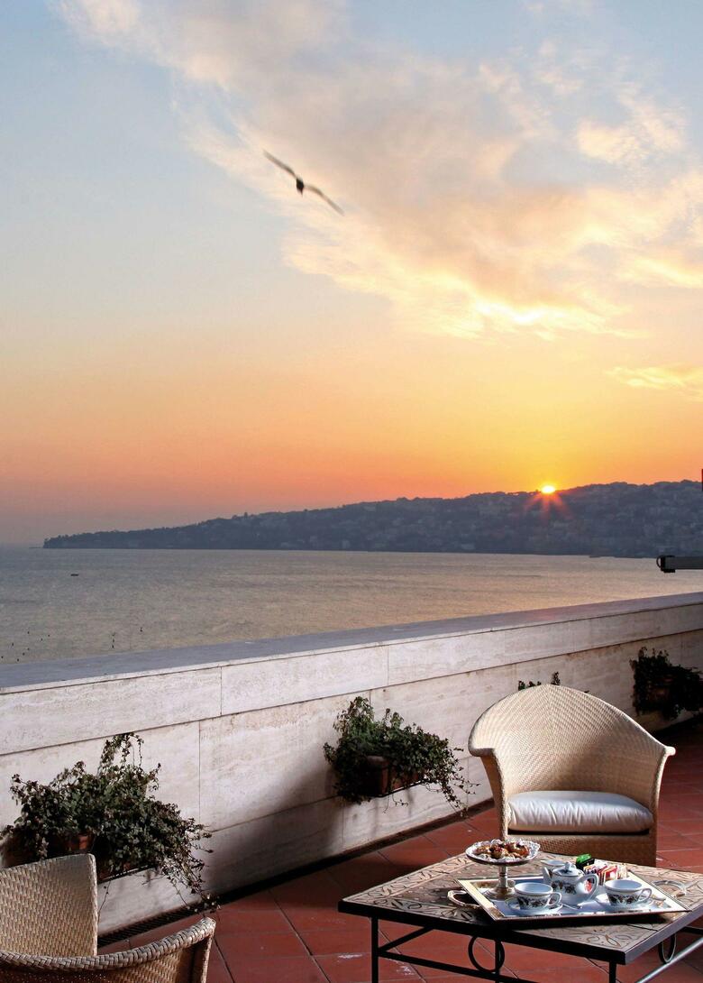 Hotel Grand Santa Lucia