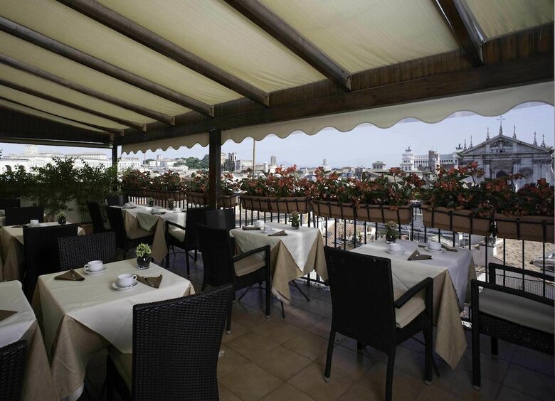 Hotel Colonna Palace