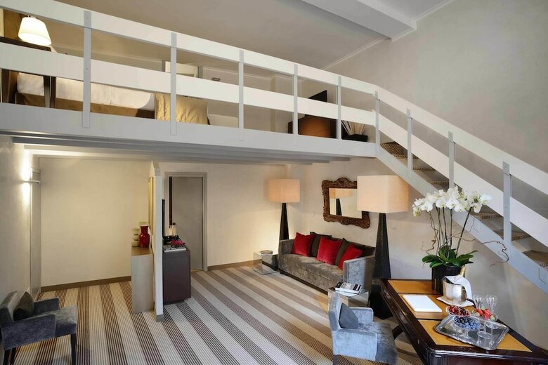 Hotel Colonna Palace