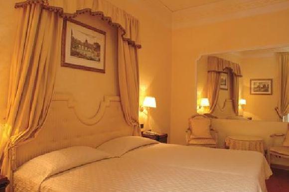 Hotel Colonna Palace