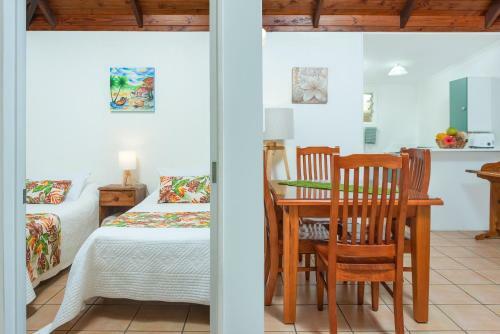 Apartamentos The Cooks Oasis - Holiday Villas