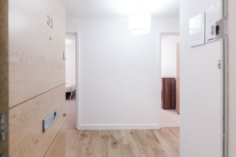 Roomspace Apartments -the Hurley