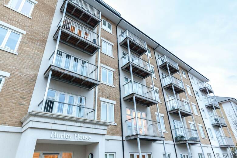 Roomspace Apartments -the Hurley