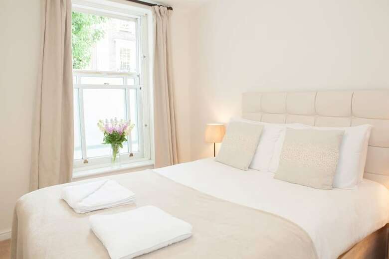 Apartment Next To Victoria Station
