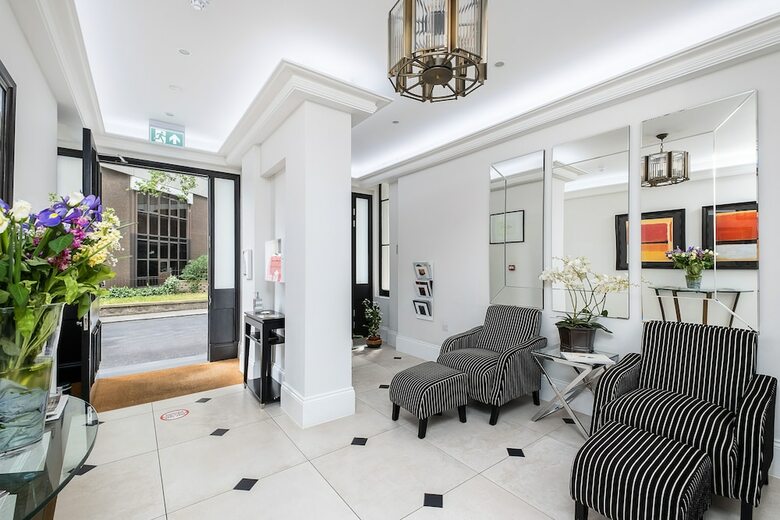 Lak Serviced Apartments