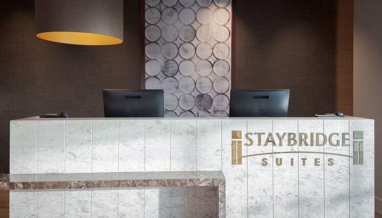 Aparthotel Staybridge Suites London Heathrow - Bath Road