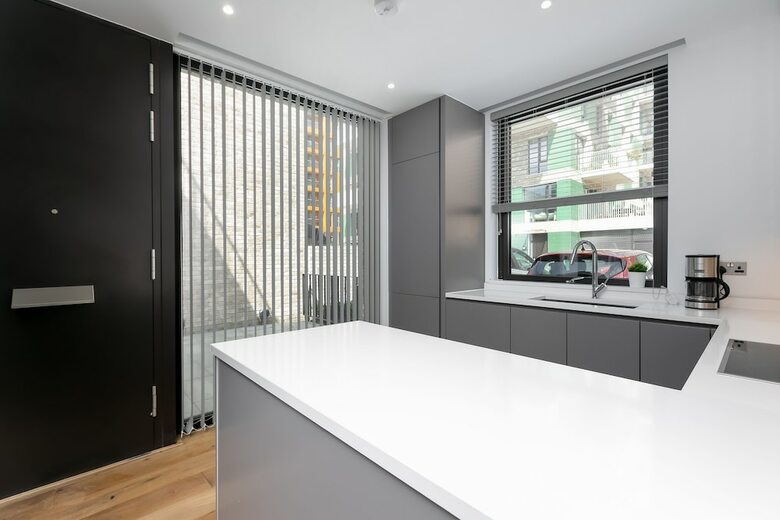 Modern Townhouse Near 02 Arena & Excel