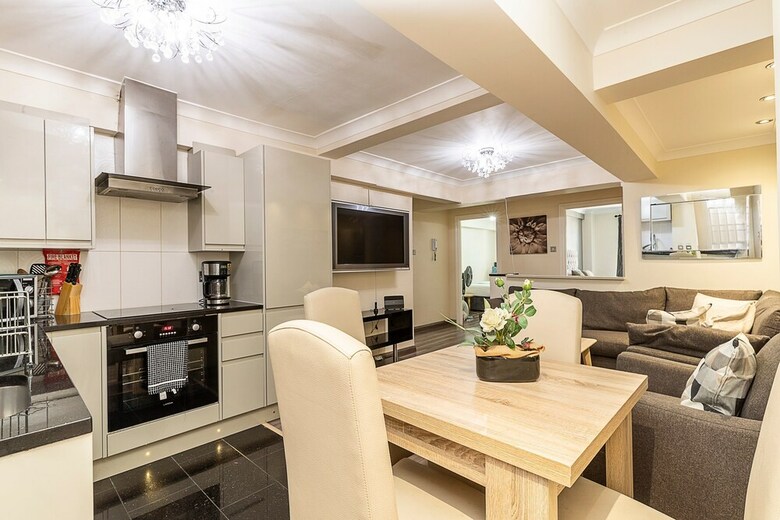 Gorgeous Apartment Near Hyde Park And Oxford St