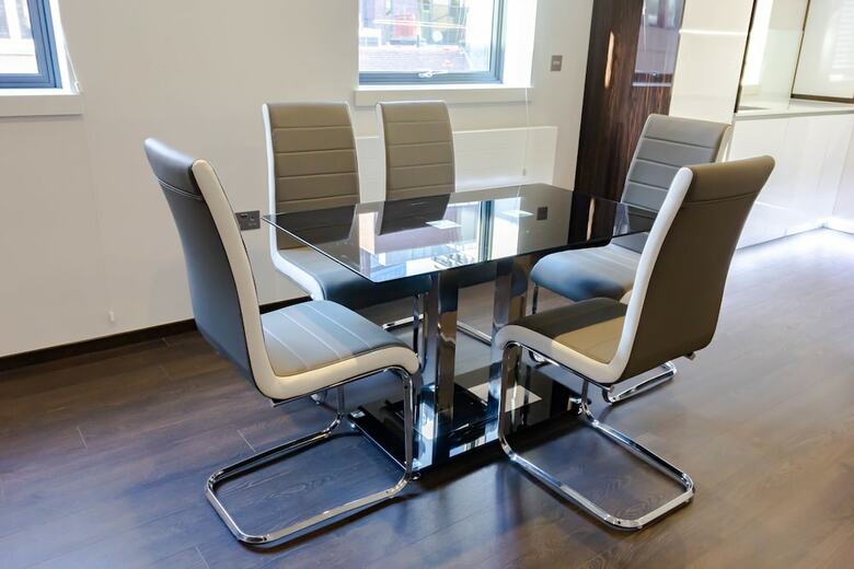 Apartamentos Access Tower Hill