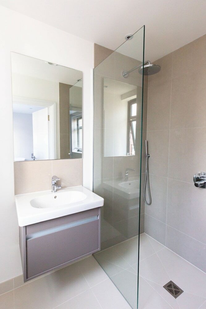 Apartamentos Access Tower Hill