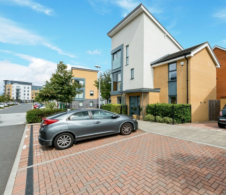 Apartamentos Elephant Court