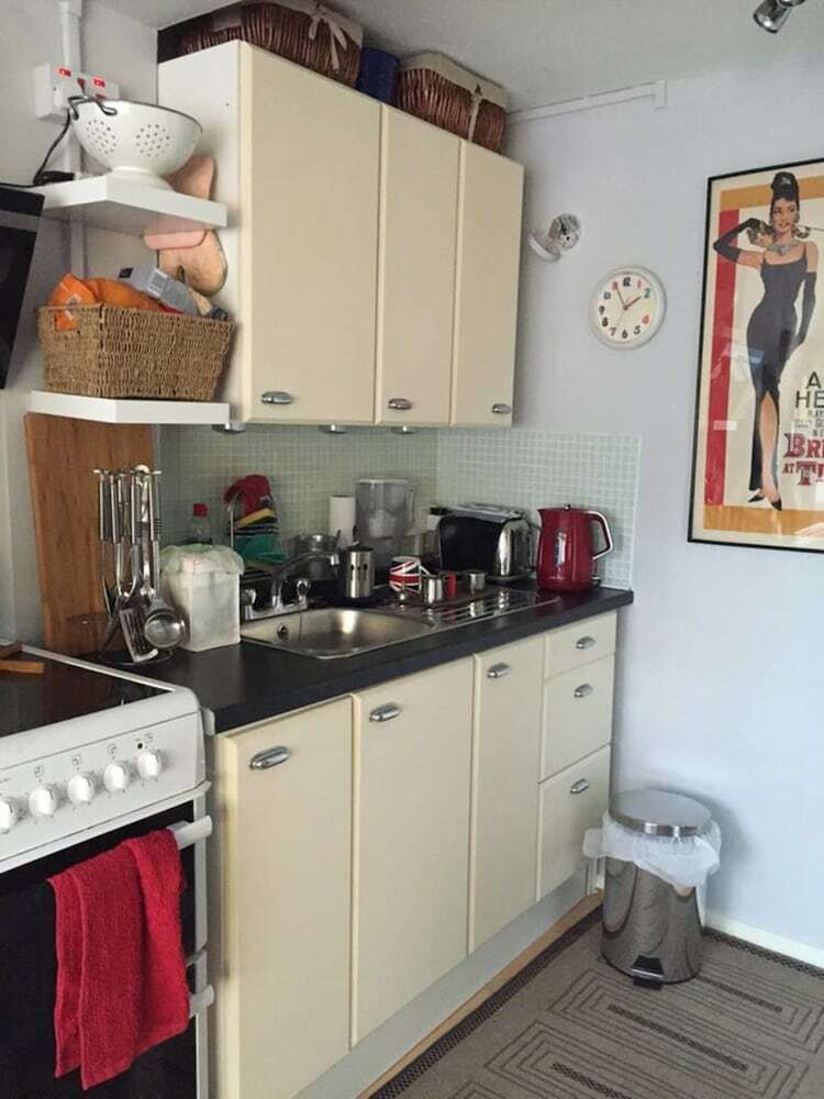 Apartamentos Cosy Self-contained Studio With A Garden View