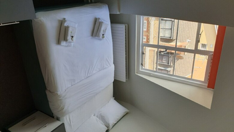 Bed & Breakfast Modern Rooms And Studio In Westminster