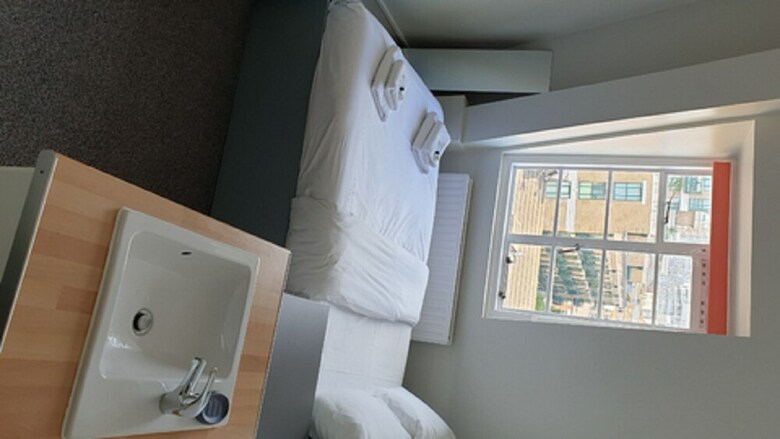 Bed & Breakfast Modern Rooms And Studio In Westminster