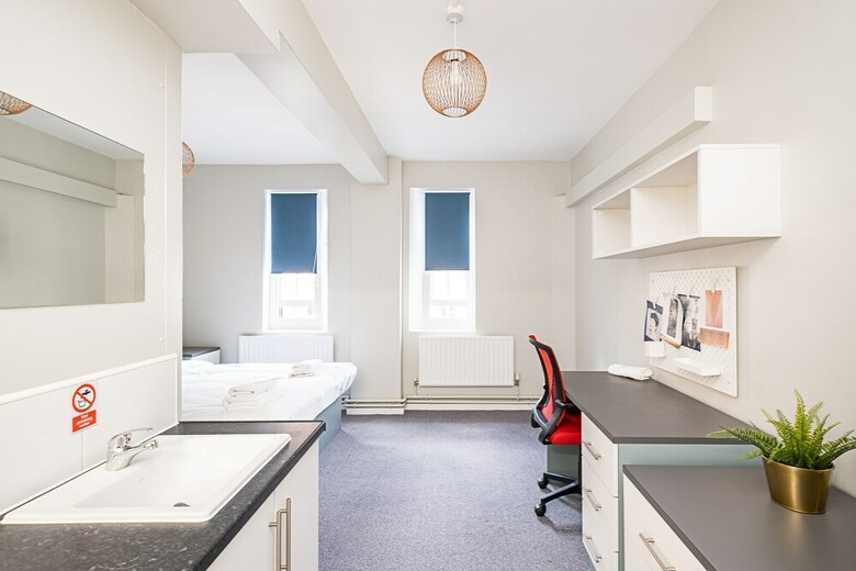 Bed & Breakfast Modern Rooms And Studio In Westminster