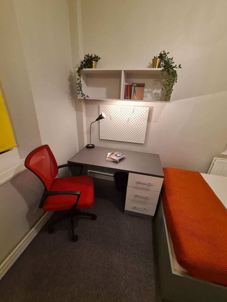 Bed & Breakfast Modern Rooms And Studio In Westminster