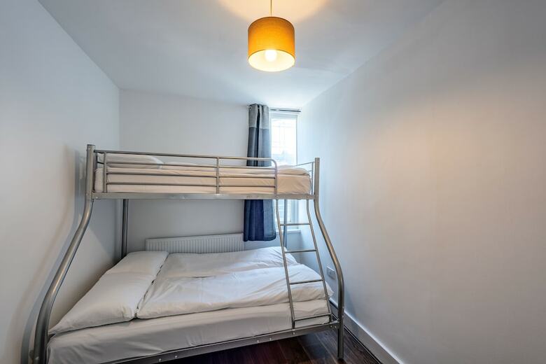 Hostal Mile End Beds