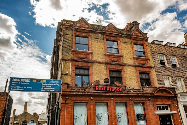 Hostal Mile End Beds