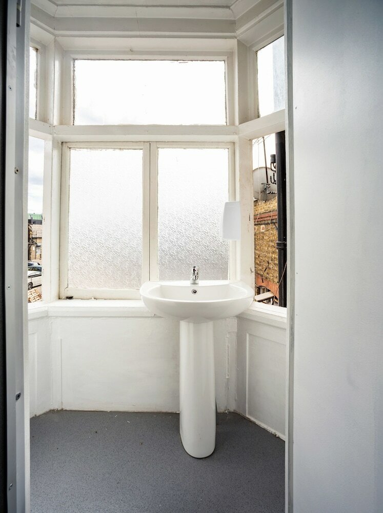 Hostal Mile End Beds