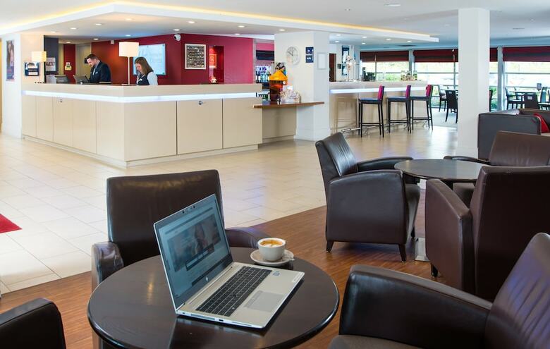 Hotel Holiday Inn Express Milton Keynes