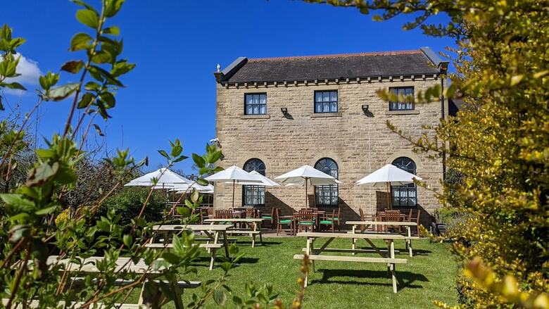Healds Hall Hotel