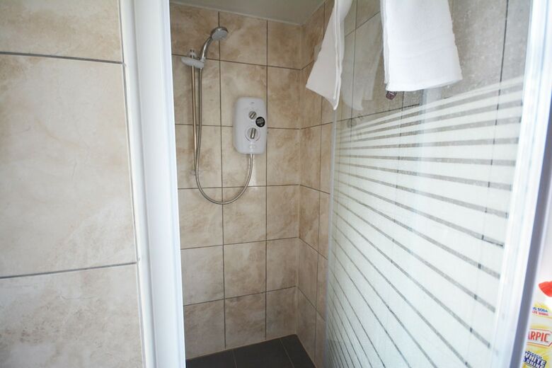 London Luxury 7 Bedroom Holiday Let