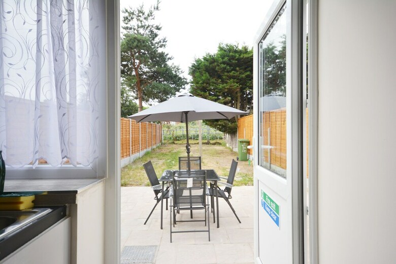London Luxury 7 Bedroom Holiday Let