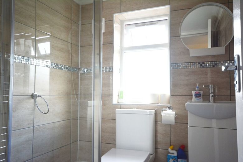 London Luxury 7 Bedroom Holiday Let