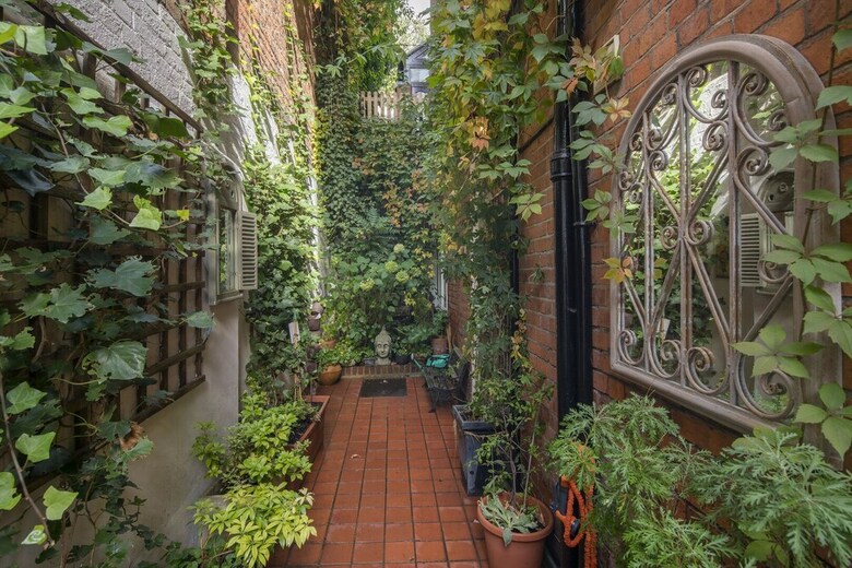 Heart Of Hampstead Retreat