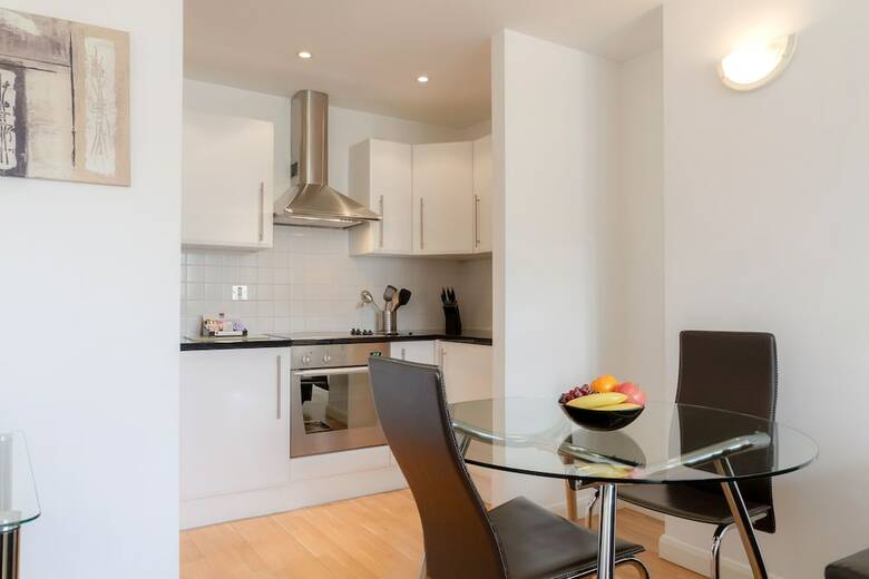Roomspace Apartments -groveland Court