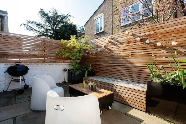 Apartamentos East London Escape
