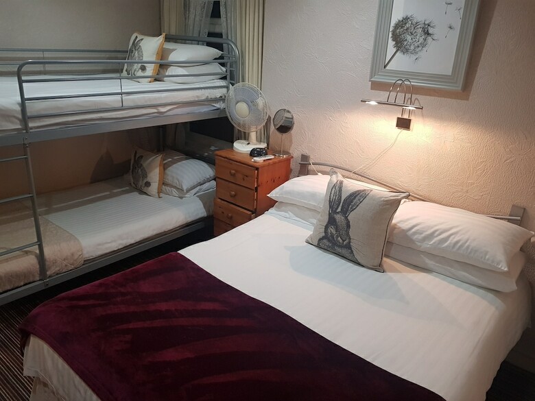 Rock Dene Hotel