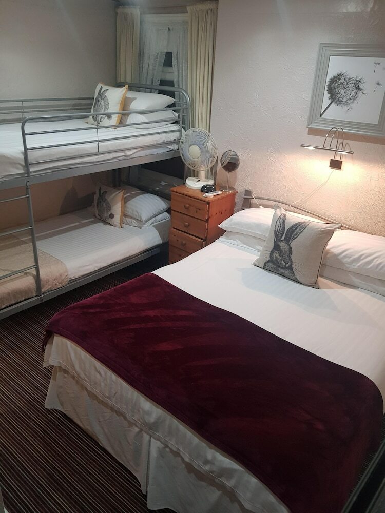 Rock Dene Hotel