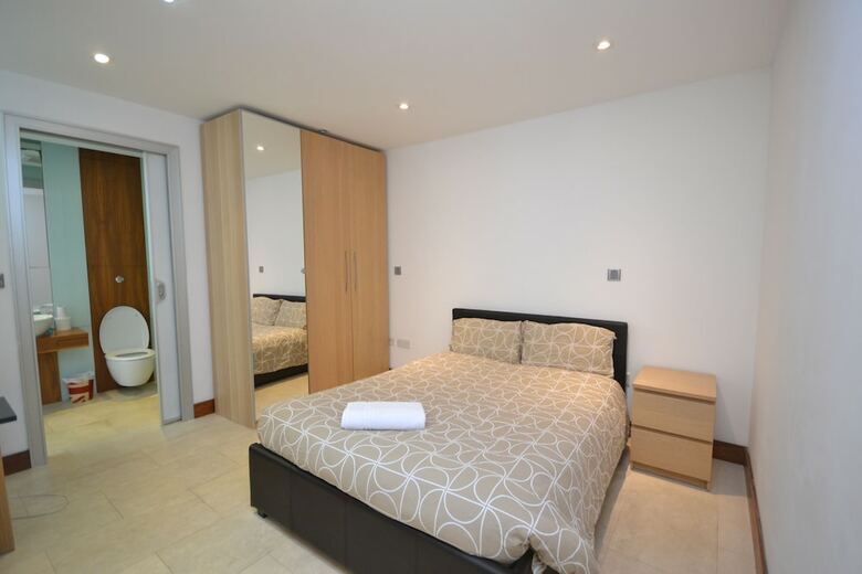 Edgware Road Apartments