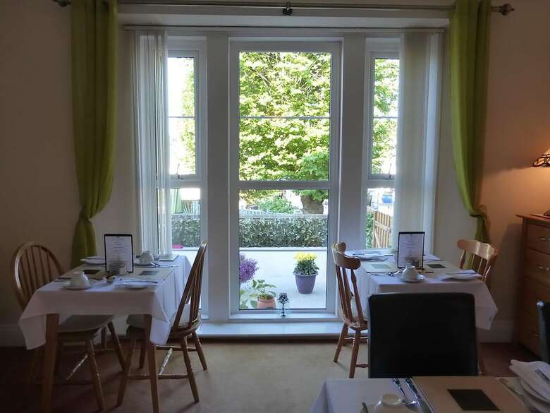 Bed & Breakfast Blenheim House