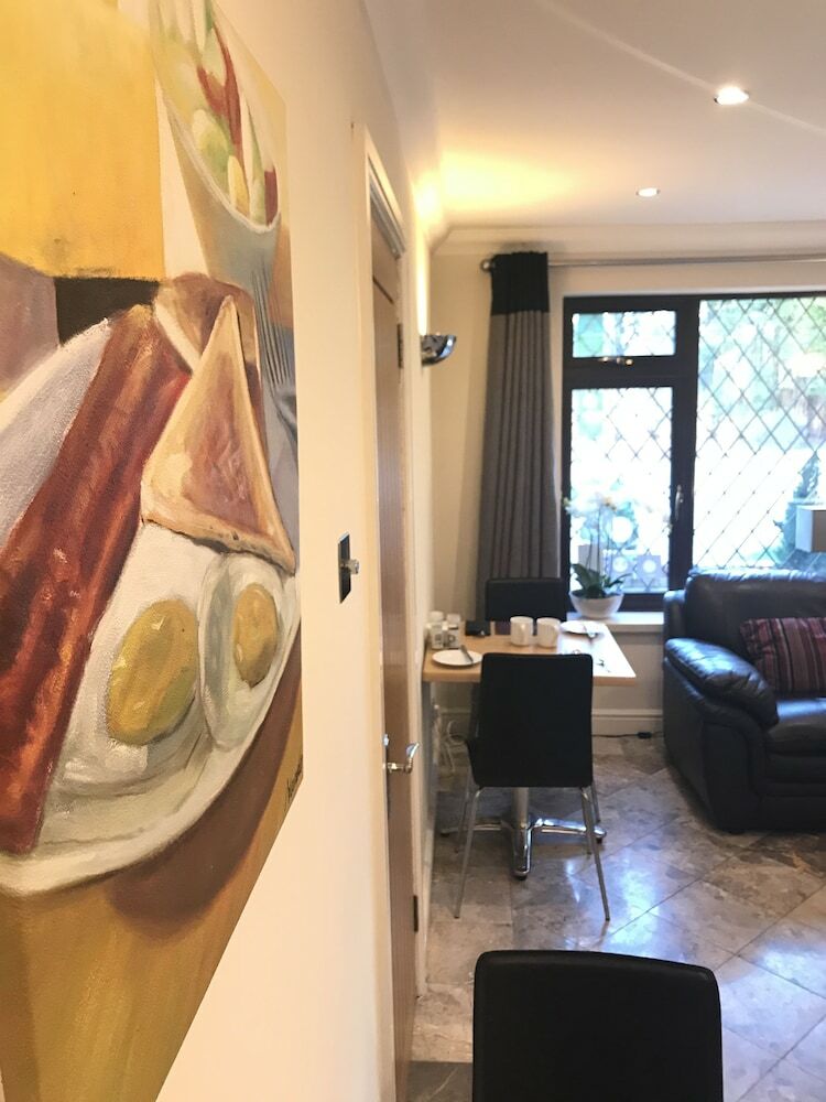 Bed & Breakfast Barncroft Luxury Guest House Near Nec