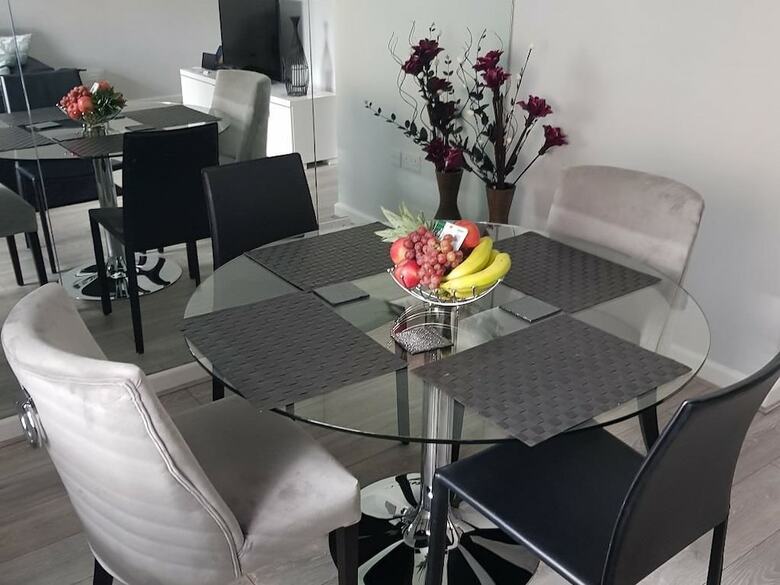 Apartamentos Select Serviced Accommodation - Gweal Place