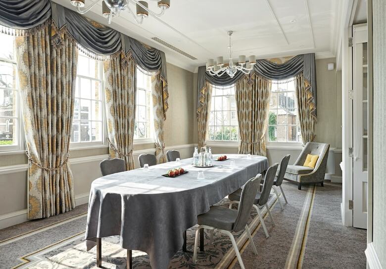 Richmond Hill Hotel
