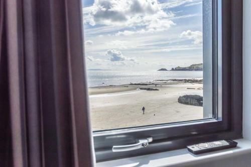 Hotel No 4 Ocean Cabins - Saundersfoot Harbour - Saundersfoot