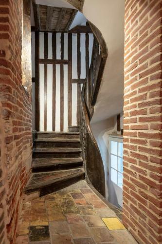 Apartamento The Charming Wood - 2ch - 76m2 - Full Center Town