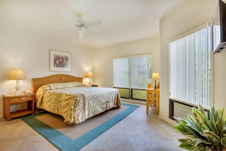 Aparthotel Kanaloa At Kona By Castle