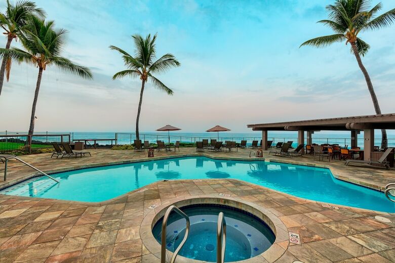Aparthotel Kanaloa At Kona By Castle