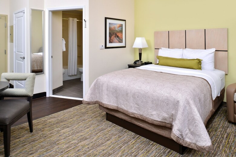 Candlewood Suites Kenedy, An Ihg Hotel