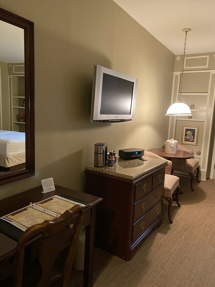 The Grand Summit Hotel
