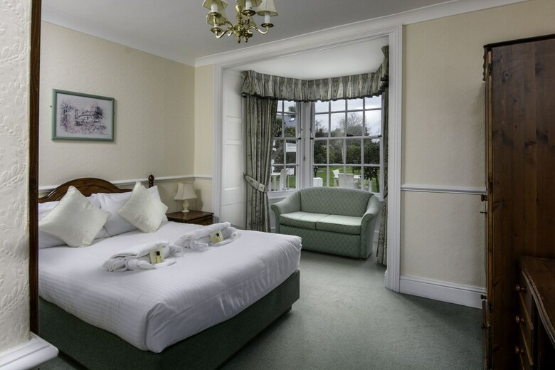 The Falcon Hotel