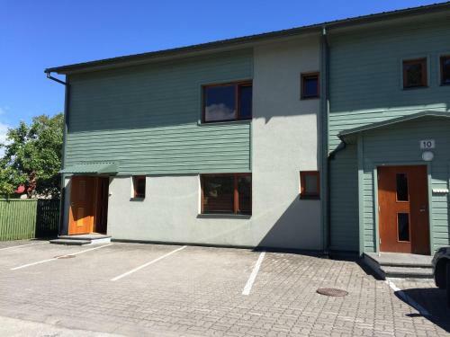 Apartamento Tulbi Beachfront Condo