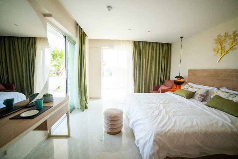 At Herbal Hotel