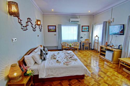 Triumph Hotel Mandalay